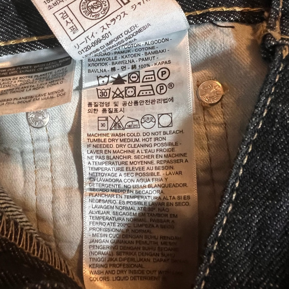 Men's Levi’s 559 Dark Blue Jeans - Size 30 x 32 - Picture 10 of 13